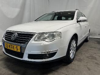 Damaged car Volkswagen Passat Passat Variant (3C5) Combi 1.4 TSI 16V (CAXA(Euro 5)) [90kW]  (05-2007=
/11-2010) 2009/10
