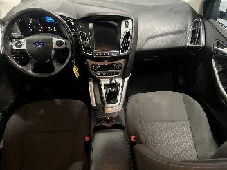 Ford Focus Focus 3 Wagon Combi 1.0 Ti-VCT EcoBoost 12V 125 (M1DC) [92kW]  (02-201=
2/05-2018) picture 10