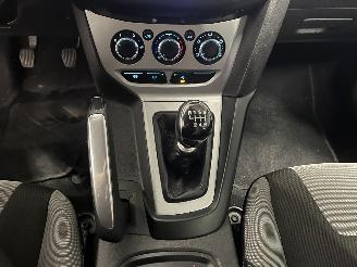 Ford Focus Focus 3 Wagon Combi 1.0 Ti-VCT EcoBoost 12V 125 (M1DA(Euro 5)) [92kW] =
 (02-2012/05-2018) picture 23