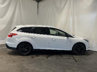 Ford Focus Focus 3 Wagon Combi 1.0 Ti-VCT EcoBoost 12V 125 (M1DA(Euro 5)) [92kW] =
 (02-2012/05-2018) picture 7