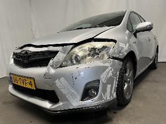 Damaged car Toyota Auris Auris (E15) Hatchback 1.8 16V HSD Full Hybrid (2ZRFXE) [100kW]  (09-20=
10/09-2012) 2012/4