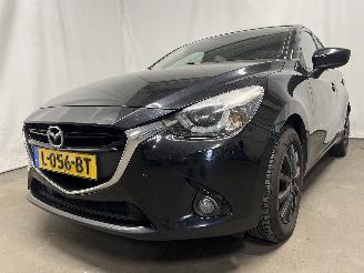damaged passenger cars Mazda 2 2 (DJ/DL) Hatchback 1.5 SkyActiv-G 90 (P5Y6) [66kW]  (08-2014/11-2017)= 2015/9