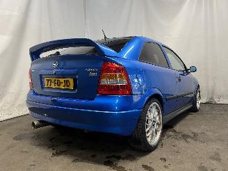 Opel Astra Astra G (F08/48) Hatchback 2.0 16V OPC (X20XER) [117kW]  (11-1999/09-2=
002) picture 6