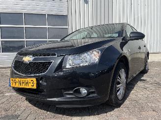 uszkodzony samochody osobowe Daewoo Cruze Cruze (300) Sedan 1.8 16V VVT (F18D4(Euro 5)) [104kW]  (05-2009/12-201=
5) 2010/9
