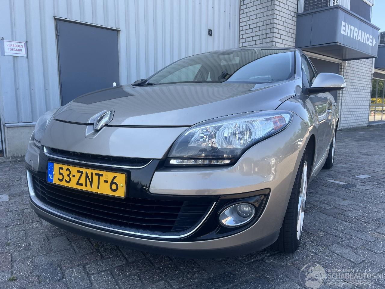 Renault Mégane Megane III Berline (BZ) Hatchback 5-drs 1.2 16V TCE 115 (H5F-408(H5F-F=
4)) [85kW]  (03-2012/02-2016)