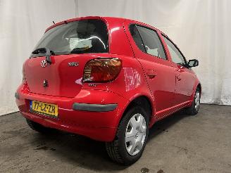 Toyota Yaris Yaris (P1) Hatchback 1.3 16V VVT-i (2SZFE) [64kW]  (04-2002/09-2005) picture 6