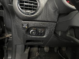 Opel Corsa Corsa D Hatchback 1.2 16V LPG (A12XER(Euro 5)) [63kW]  (06-2011/08-201=
4) picture 20