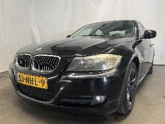 Vaurioauto  passenger cars BMW 3-serie 3 serie (E90) Sedan 316i 16V (N43-B16A) [90kW]  (09-2007/10-2011) 2010/9