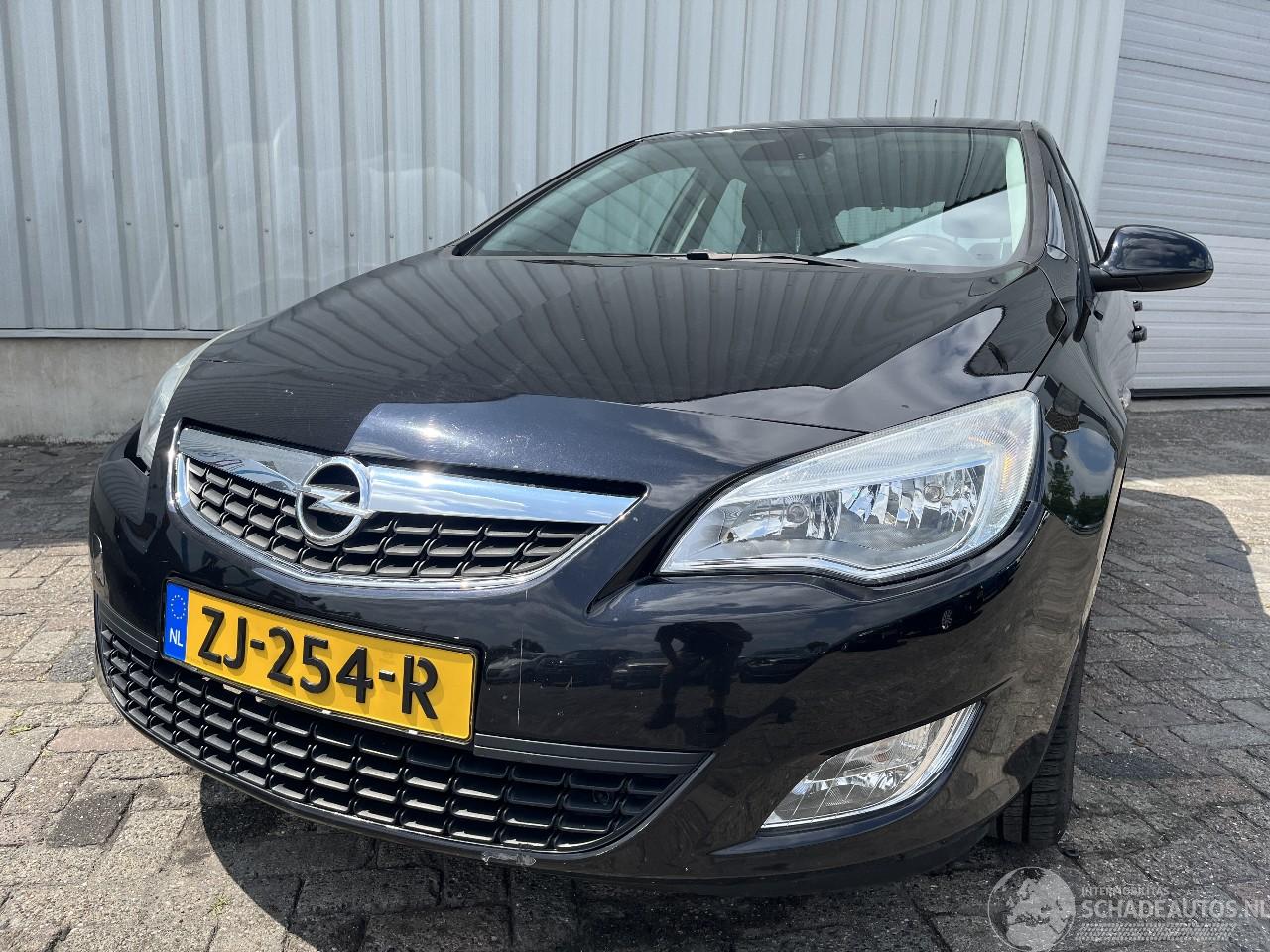 Opel Astra Astra J (PC6/PD6/PE6/PF6) Hatchback 5-drs 1.6 16V (A16XER(Euro 5)) [85=
kW]  (12-2009/10-2015)