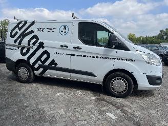 Ford Transit Transit Custom Van 2.2 TDCi 16V (DRF4) [74kW]  (04-2012/06-2016) picture 8