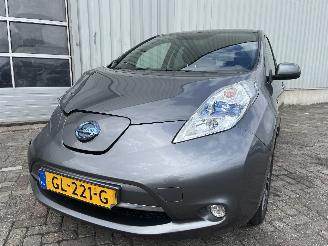 Voiture accidenté Nissan Leaf Leaf (ZE0) Hatchback Leaf (EM61) [80kW]  (11-2010/12-2017) 2015/6