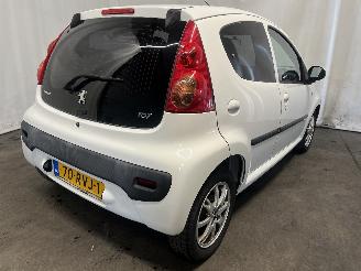 Peugeot 107 107 Hatchback 1.0 12V (384F(1KR)) [50kW]  (06-2005/05-2014) picture 6