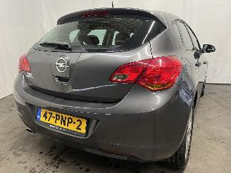 Opel Astra Astra J (PC6/PD6/PE6/PF6) Hatchback 5-drs 1.4 Turbo 16V (A14NEL(Euro 5=
)) [88kW]  (10-2010/10-2015) picture 5