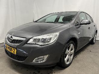 Opel Astra Astra J (PC6/PD6/PE6/PF6) Hatchback 5-drs 1.4 Turbo 16V (A14NEL(Euro 5=
)) [88kW]  (10-2010/10-2015) picture 3
