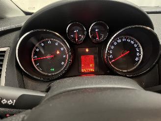 Opel Astra Astra J (PC6/PD6/PE6/PF6) Hatchback 5-drs 1.4 Turbo 16V (A14NEL(Euro 5=
)) [88kW]  (10-2010/10-2015) picture 21