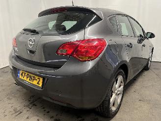 Opel Astra Astra J (PC6/PD6/PE6/PF6) Hatchback 5-drs 1.4 Turbo 16V (A14NEL(Euro 5=
)) [88kW]  (10-2010/10-2015) picture 6