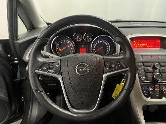 Opel Astra Astra J (PC6/PD6/PE6/PF6) Hatchback 5-drs 1.4 Turbo 16V (A14NEL(Euro 5=
)) [88kW]  (10-2010/10-2015) picture 18