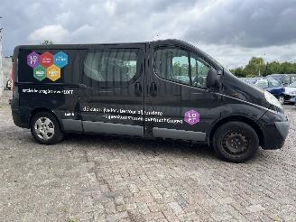 Opel Vivaro Vivaro Van 2.0 CDTI (M9R-786) [84kW]  (08-2006/07-2014) picture 8