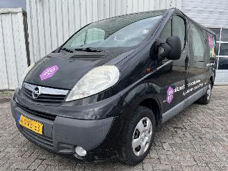 Opel Vivaro Vivaro Van 2.0 CDTI (M9R-786) [84kW]  (08-2006/07-2014) picture 3