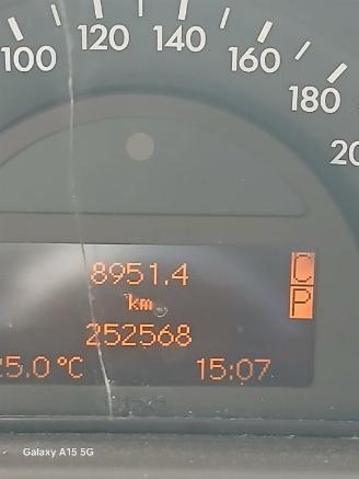 Mercedes C-klasse C (W203) Sedan 1.8 C-180K 16V (M271.946) [105kW]  (05-2002/02-2007) picture 2