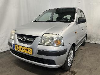 Vaurioauto  passenger cars Hyundai Atos Atos Hatchback 1.1 12V (G4HG) [46kW]  (01-1997/12-2008) 2007/9