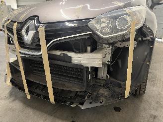 Renault Captur Captur I (2R) SUV 1.2 TCE 16V EDC (H5F-403(H5F-D4)) [88kW]  (06-2013/.=
=2E.) picture 11
