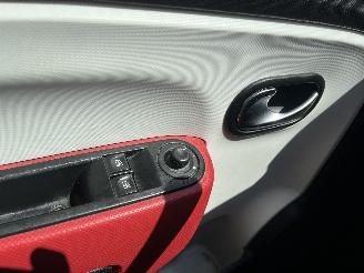 Renault Twingo Twingo III (AH) Hatchback 5-drs 1.0 SCe 70 12V (H4D-400(H4D-A4)) [52kW=
]  (09-2014/04-2019) picture 17