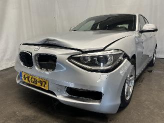 Unfallwagen BMW 1-serie 1 serie (F20) Hatchback 5-drs 116i 1.6 16V (N13-B16A) [100kW]  (07-201=
1/02-2015) 2013/4