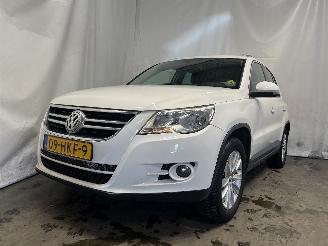 Damaged car Volkswagen Tiguan Tiguan (5N1/2) SUV 1.4 TSI 16V 4Motion (CTHA(Euro 5)) [110kW]  (09-200=
7/07-2018) 2009/1