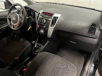 Kia Venga Venga MPV 1.4 CVVT 16V (G4FA) [66kW]  (02-2010/03-2019) picture 15