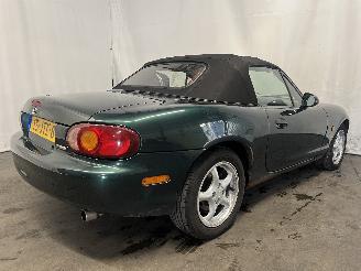Mazda MX-5 MX-5 (NB18/35/8C) Cabrio 1.6i 16V (B6MC(Euro 2)) [81kW]  (05-1998/10-2=
005) picture 6
