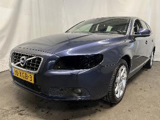 Unfallwagen Volvo V-70 V70 (BW) Combi 2.0 D3/D4 20V (D5204T3) [120kW]  (03-2010/12-2015) 2012/6