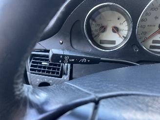 Mercedes SLK SLK (R170) Cabrio 2.3 230 K 16V (M111.973) [142kW]  (09-1996/03-2000) picture 15