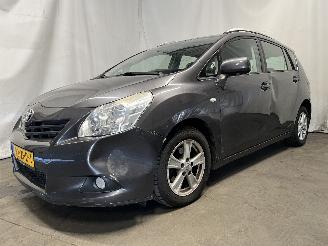 Toyota Verso Verso MPV 2.0 16V D-4D-F (1AD-FTV(Euro 4)) [93kW]  (04-2009/08-2018) picture 3