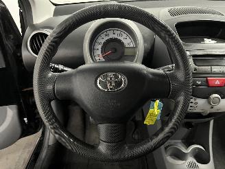 Toyota Aygo Aygo (B10) Hatchback 1.0 12V VVT-i (1KR-FE) [50kW]  (07-2005/05-2014) picture 24