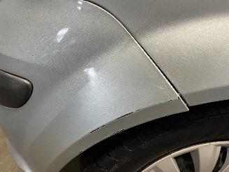 Hyundai Getz Getz Hatchback 1.6i 16V (G4ED) [77kW]  (09-2002/09-2005) picture 15