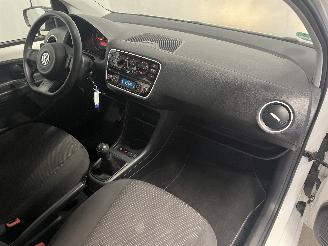 Volkswagen Up! Up! (121) Hatchback 1.0 12V 60 (CHYA) [44kW]  (08-2011/08-2020) picture 16