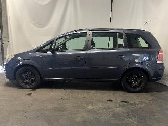 Opel Zafira Zafira (M75) MPV 1.8 16V Ecotec (Z18XER(Euro 4)) [103kW]  (07-2005/04-=
2015) picture 4