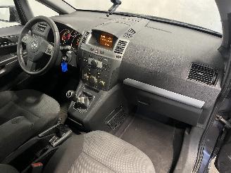 Opel Zafira Zafira (M75) MPV 1.8 16V Ecotec (Z18XER(Euro 4)) [103kW]  (07-2005/04-=
2015) picture 19