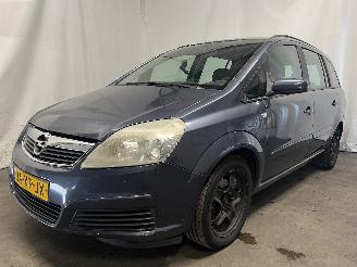 Opel Zafira Zafira (M75) MPV 1.8 16V Ecotec (Z18XER(Euro 4)) [103kW]  (07-2005/04-=
2015) picture 3