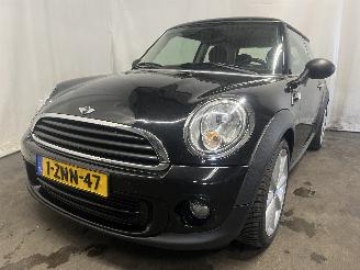 damaged passenger cars Mini Mini Mini (R56) Hatchback 1.6 16V One (N16-B16A) [72kW]  (03-2010/11-2013) 2012/3
