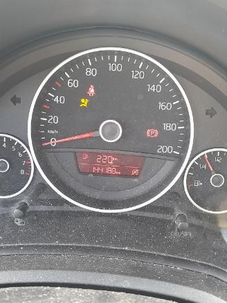 Volkswagen Up! Up! (121) Hatchback 1.0 12V 60 (CHYE) [44kW]  (08-2011/08-2020) picture 2