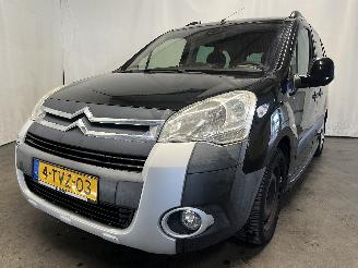 uszkodzony samochody osobowe Citroën Berlingo Berlingo Cinqspace, Multispace MPV 1.6 VTi 120 16V (EP6C(5FS)) [88kW] =
 (11-2009/12-2018) 2010/2