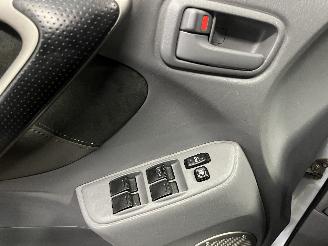 Toyota Rav-4 RAV4 (A2) Terreinwagen 1.8 16V VVT-i 4x2 (1ZZFE) [92kW]  (08-2000/11-2=
005) picture 29