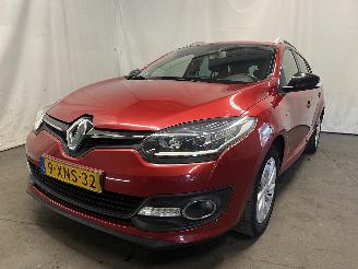 Unfallwagen Renault Mégane Megane III Grandtour (KZ) Combi 5-drs 1.2 16V TCE 115 (H5F-400(H5F-A4)=
) [85kW]  (03-2012/02-2016) 2014/9