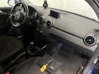 Audi A1 A1 (8X1/8XK) Hatchback 3-drs 1.2 TFSI (CBZA) [63kW]  (05-2010/04-2015)= picture 13