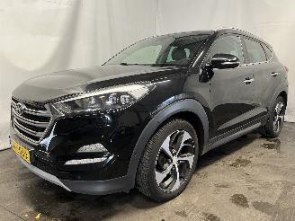 Hyundai Tucson Tucson (TL) SUV 1.7 CRDi 16V 2WD (D4FD) [104kW]  (06-2015/09-2020) picture 3