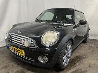 Damaged car Mini Mini Mini (R56) Hatchback 1.6 16V Cooper (N16-B16A) [90kW]  (09-2009/11-201=
3) 2011/5
