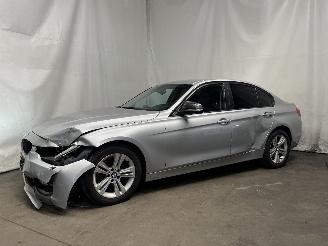 BMW 3-serie 3 serie (F30) Sedan 320i 2.0 16V (N20-B20B) [135kW]  (03-2012/10-2018)= picture 3