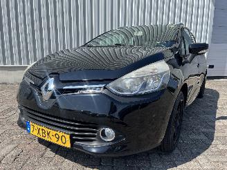 Coche accidentado Renault Clio Clio IV Estate/Grandtour (7R) Combi 5-drs 0.9 Energy TCE 90 12V (H4B-4=
12(H4B-G4)) [66kW]  (01-2013/08-2021) 2014/6